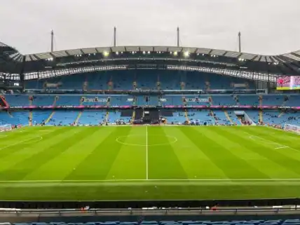 Etihad Stadium East Stand – Blokk 109 utsikt