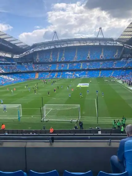 Etihad Stadium North Stand – Blokk 235 utsikt