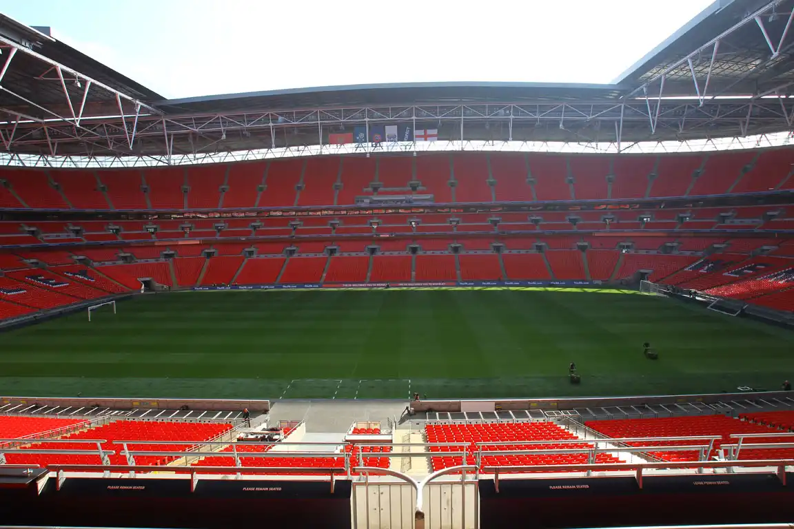 Utsikt fra North Stand midtre nivå 252