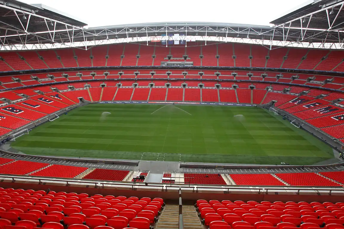 Utsikt fra North Stand øvre nivå 552