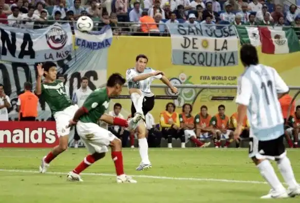 Maxi Rodriguez’s Goal