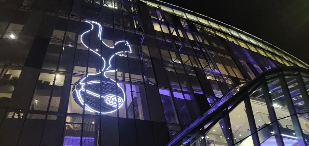 Brug Tottenham Ticket Exchange: Den Komplette Guide background image